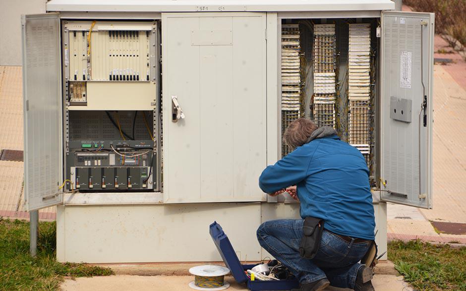 électricien courant faible Menucourt